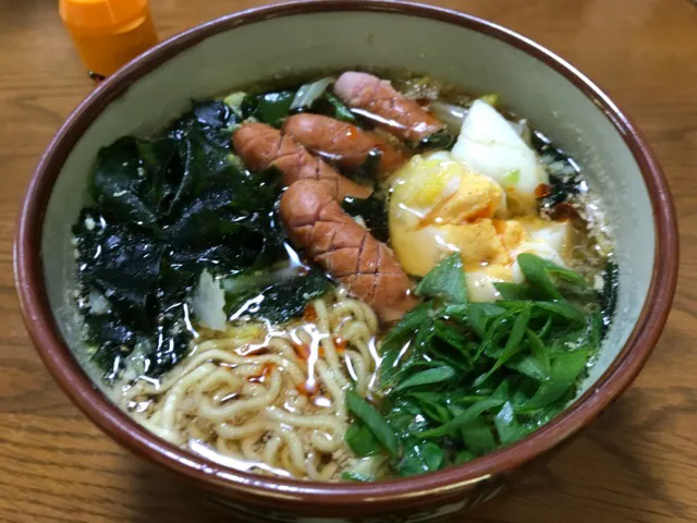 マルちゃん正麺🍜、醤油味❗️(*^ω^*)✨|サソリさん