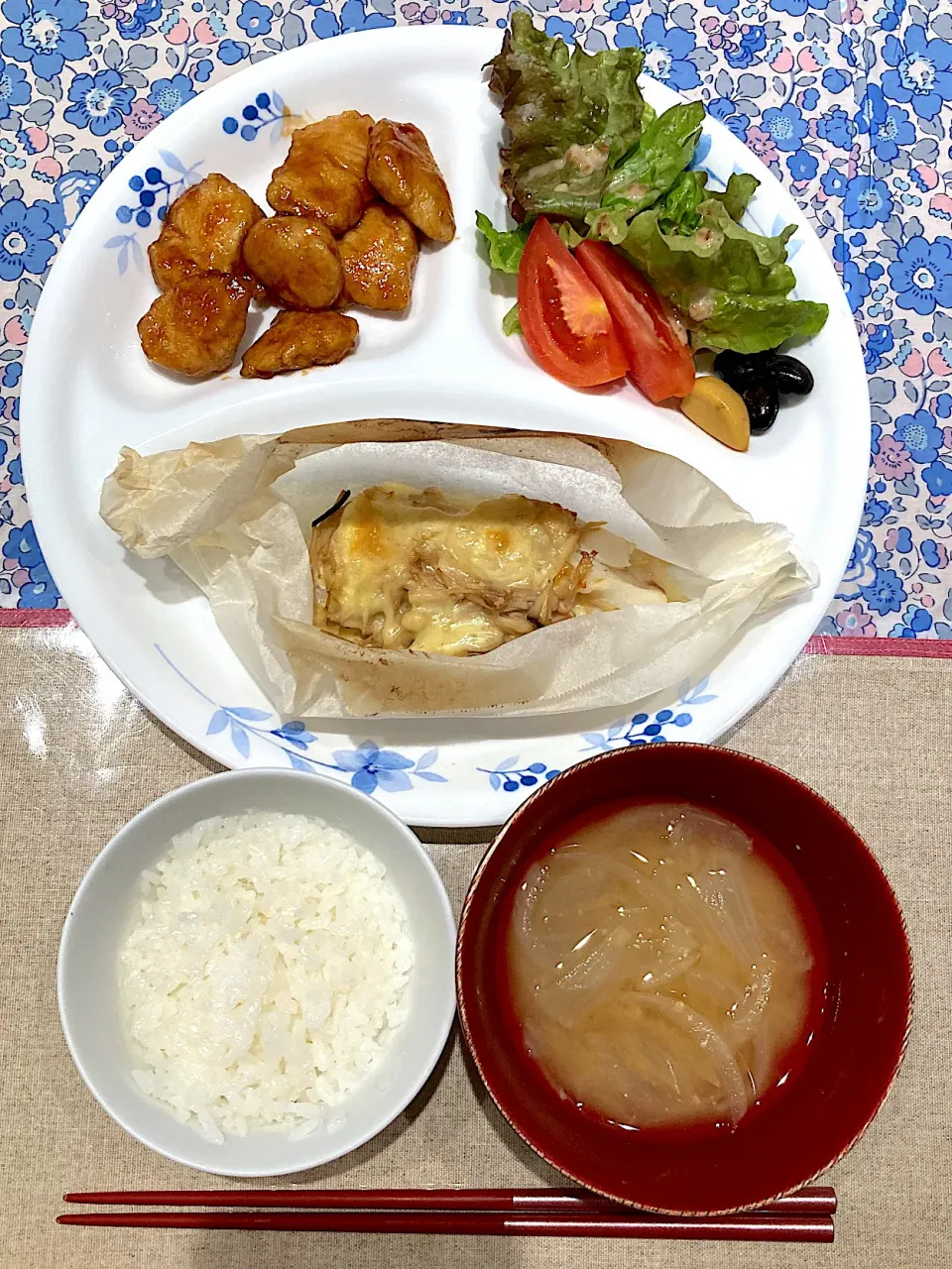 タラとキノコの包焼きとササミの甘辛|おしゃべり献立さん