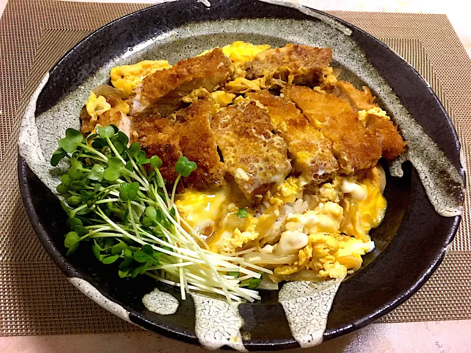 Snapdishの料理写真:かつ丼|ももさん