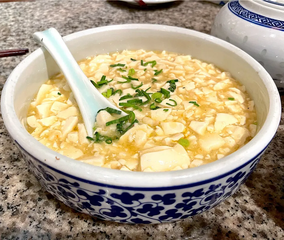 Tender tofu in shrimp sauce|skyblueさん