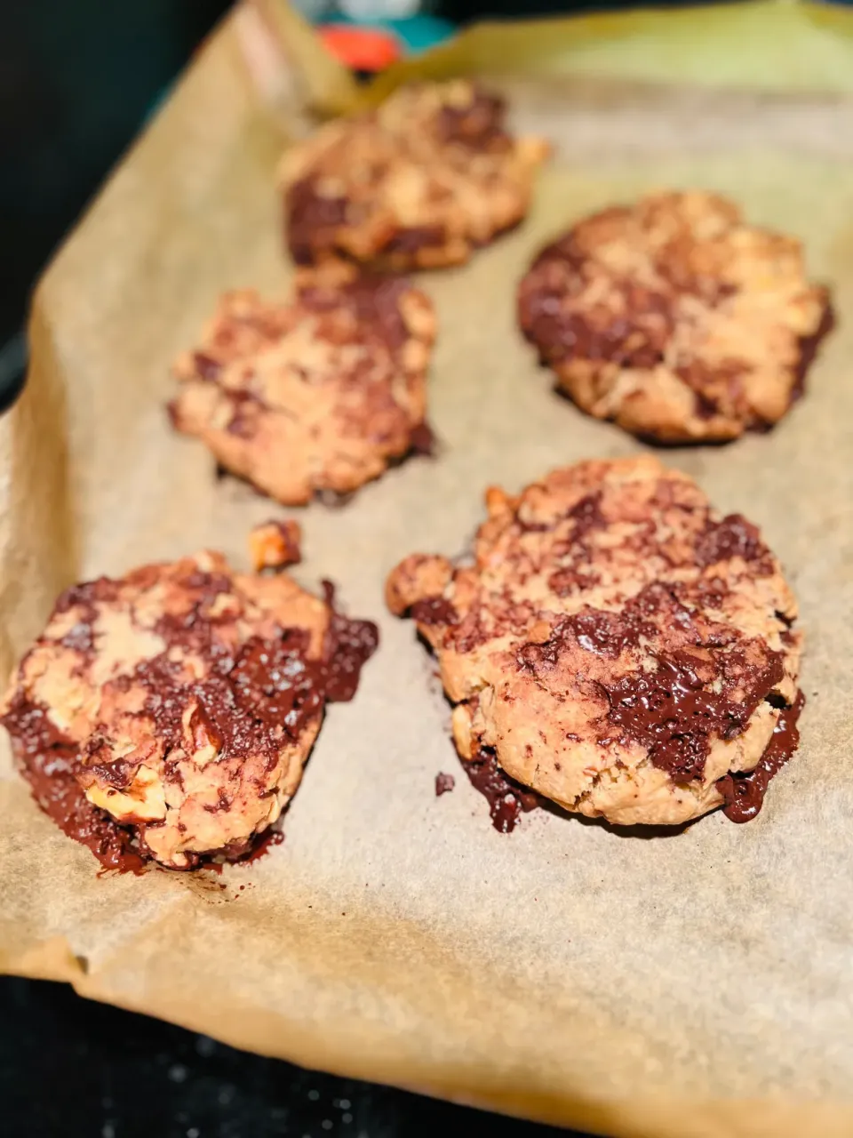 Homemade Walnuts Chocolate Cookie|Zhen Zhenさん