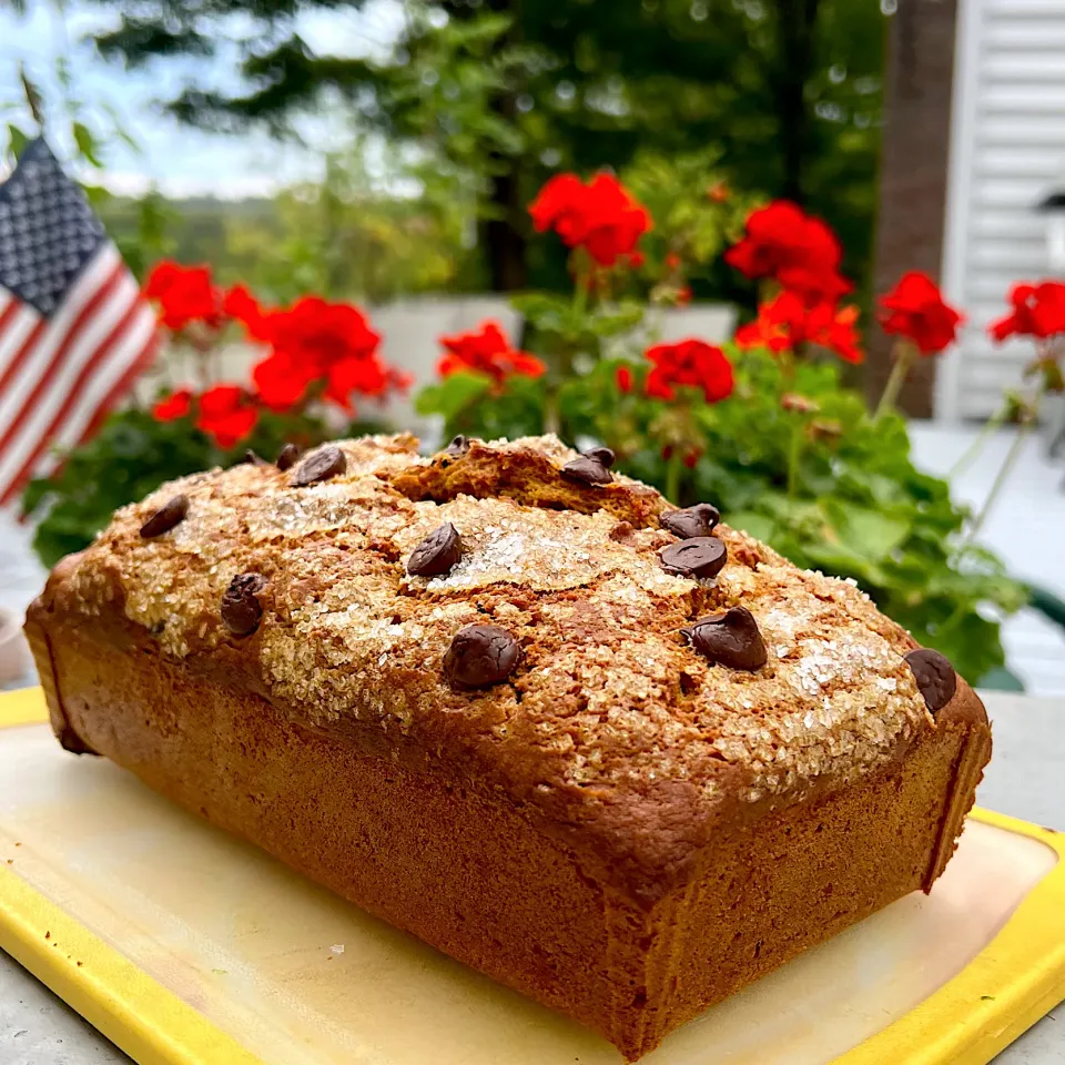 Pumpkin bread with chocolate chips.|Dean M Rogersさん