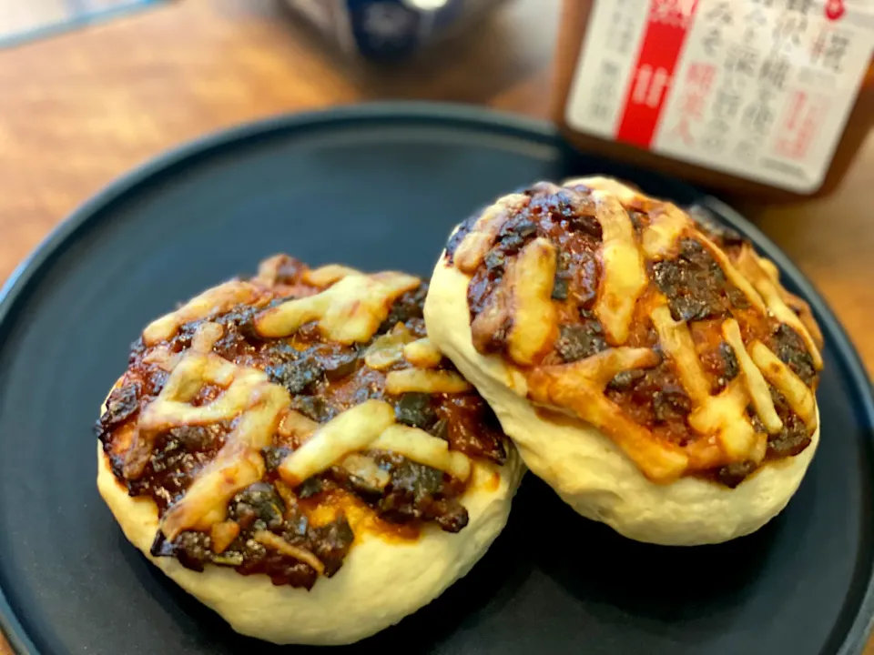 ネギ味噌とチーズのフォカッチャ☺︎|まめすけ。さん