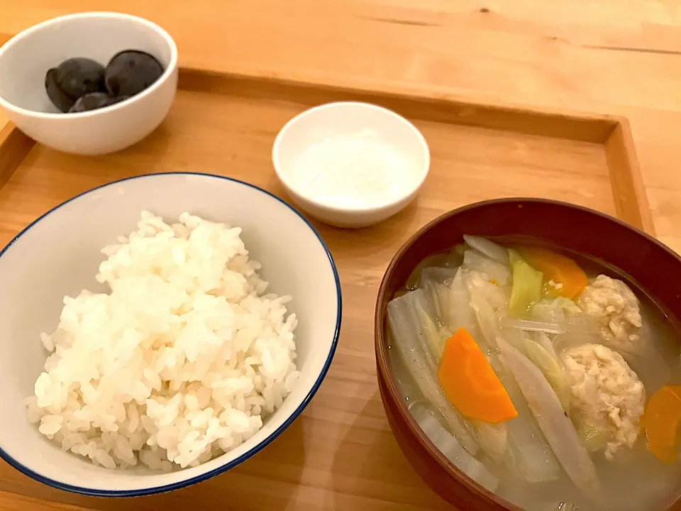 お塩で食べる鶏団子スープ|きょうさん