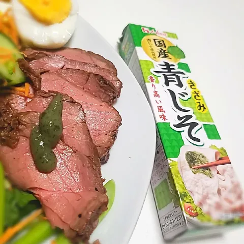 「スパイスでカンタン鍋変術「鶏だし鍋」アレンジ」を使ってみたSnapdishの料理・レシピ写真:ローストビーフ