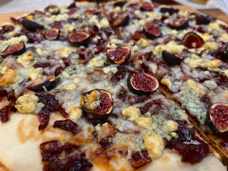 Fig and Blue Cheese Pizza|Laki Maikaʻiさん