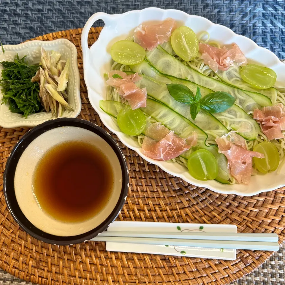 Snapdishの料理写真:オリーブそうめん|kekekeさん