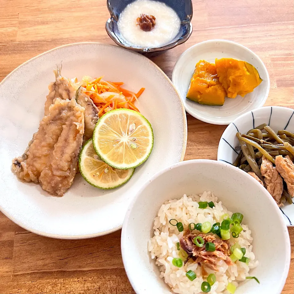 ニンニク風味のへしこご飯、鰯のかぼす南蛮、芋の軸の炊いたん、かぼちゃの煮物、カツオ梅とろろ|fuyamaさん