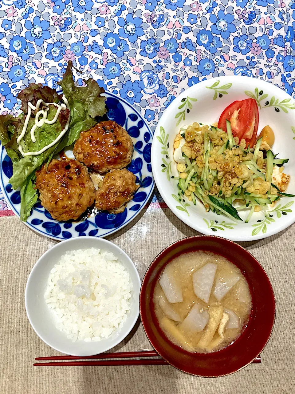 鶏ムネきのこのつくねと冷奴|おしゃべり献立さん