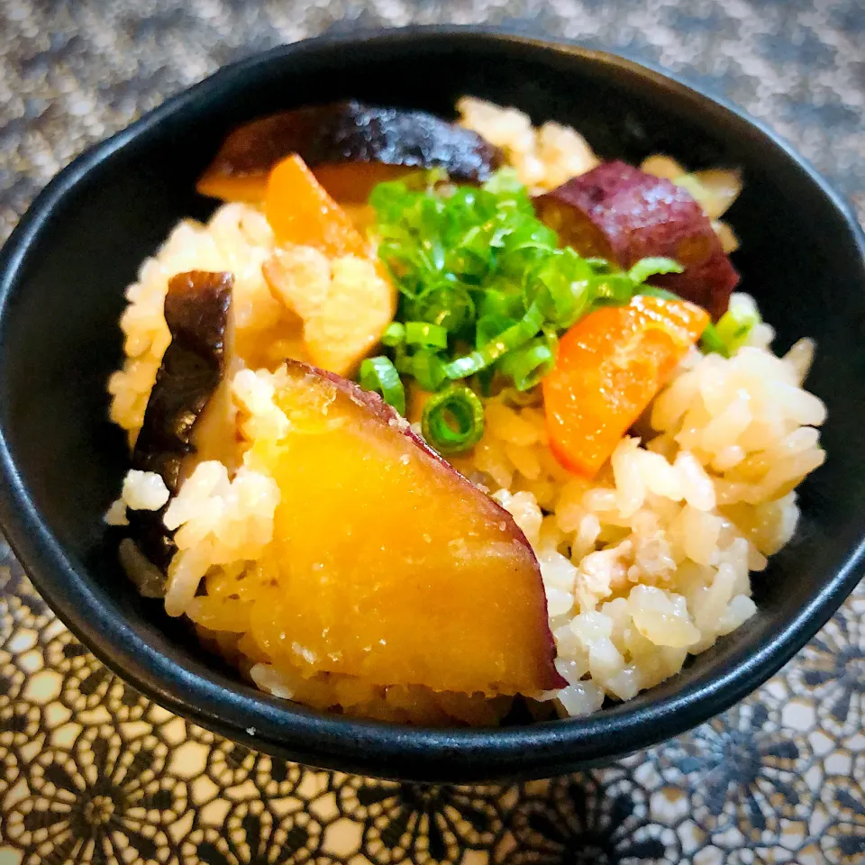 お芋でほっこりかしわ飯|ユミさん