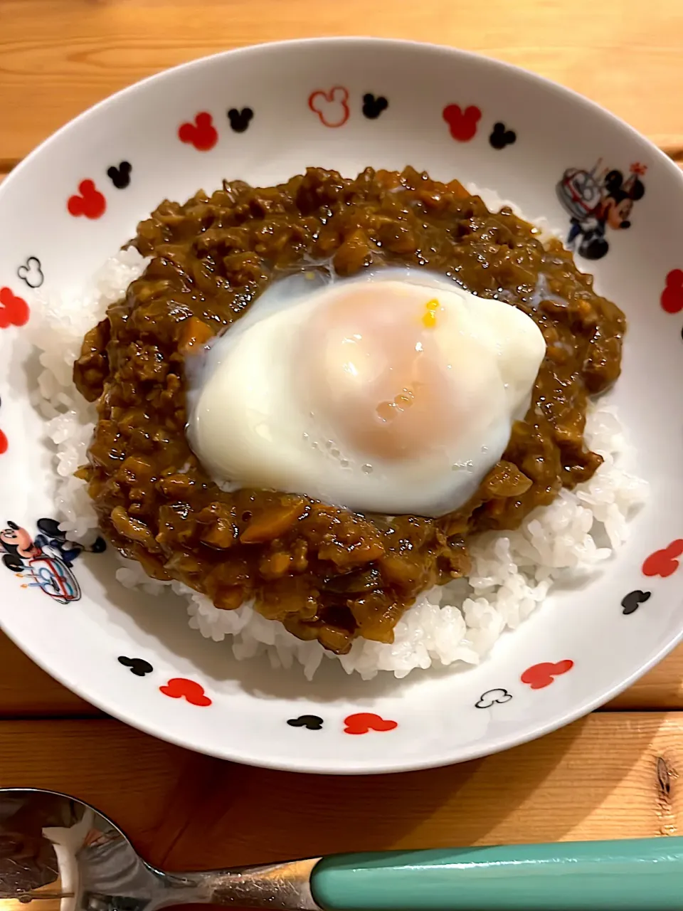 キーマカレー温玉のせ|ぺろたんさん