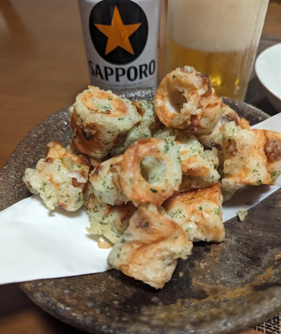 Snapdishの料理写真:ちくわ磯辺揚げ🍻おつまみ|miyuki🌱さん