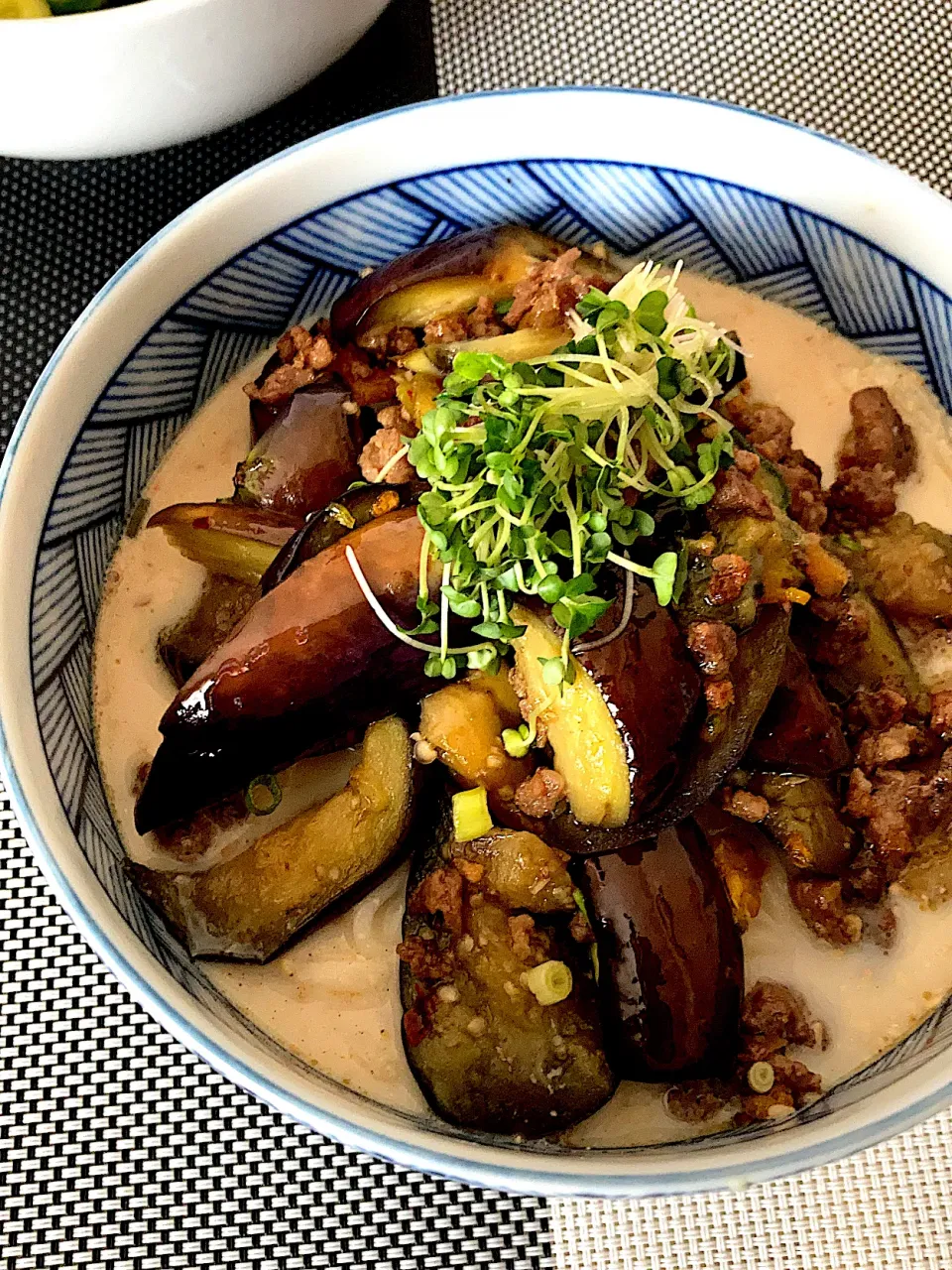 Snapdishの料理写真:麻婆茄子のせ麺🍆|ジュンコ バイヤーさん