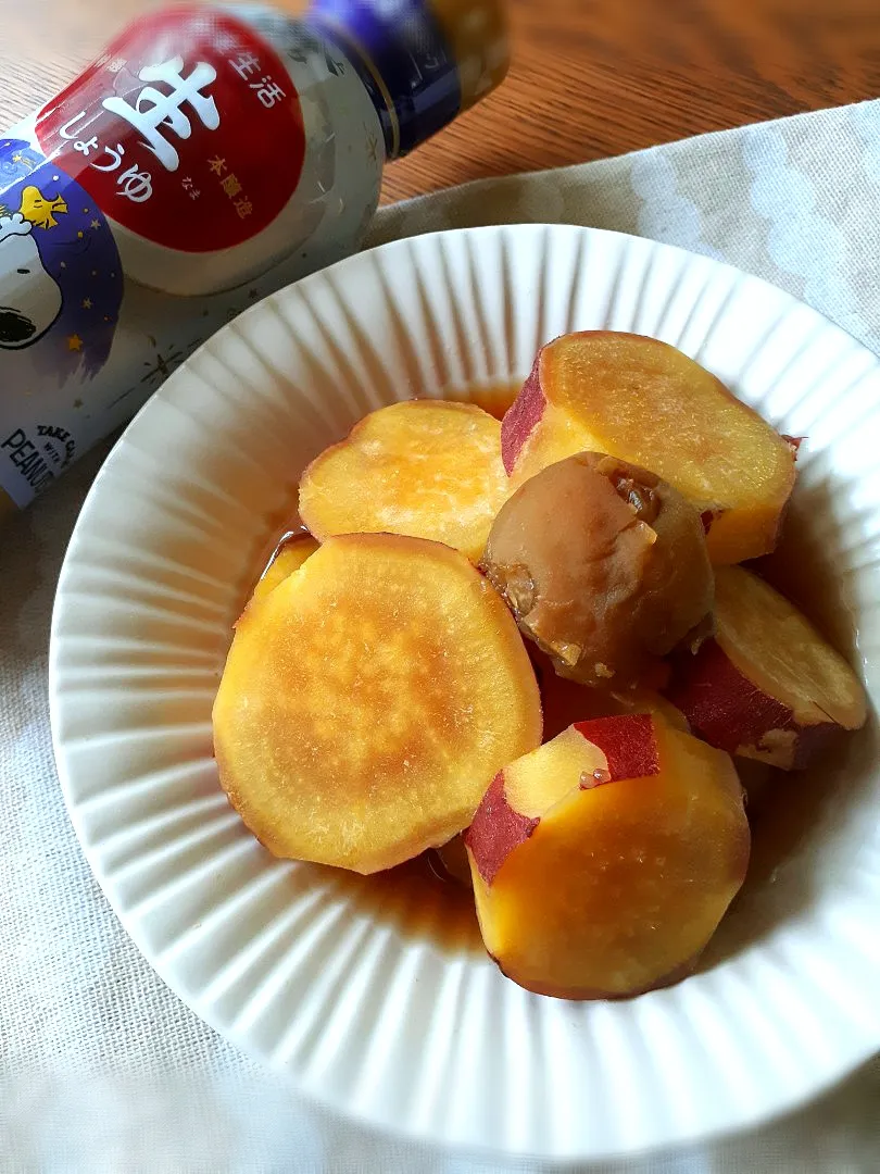 Snapdishの料理写真:レモン煮ならぬ、さつま芋🍠の梅煮です😊|fumfumさん