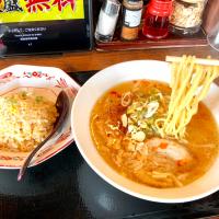 白味噌ラーメンと半チャーハンのセット