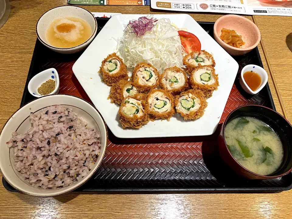 ヤングコーンのしそ巻きチキンかつ|しのぶさん