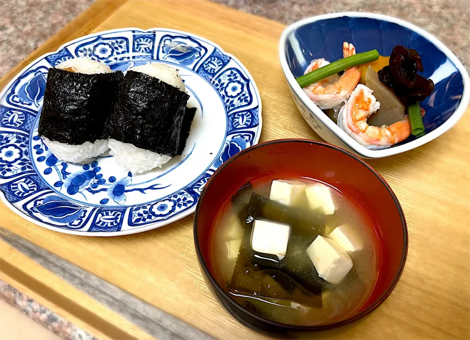 おにぎり🍙味噌汁|toshi,I🍴さん