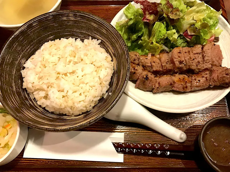 Snapdishの料理写真:ビフテキランチ！|こちさん