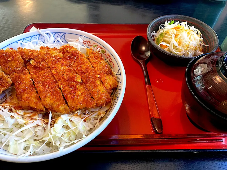 ソースカツ丼|白子舞茸さん