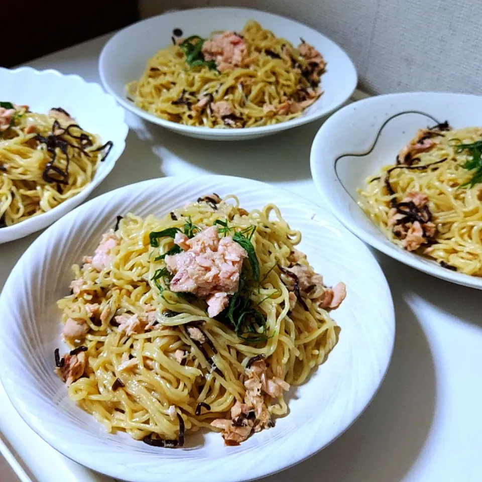 ツナ塩昆布和えざるラーメン|あかね空さん