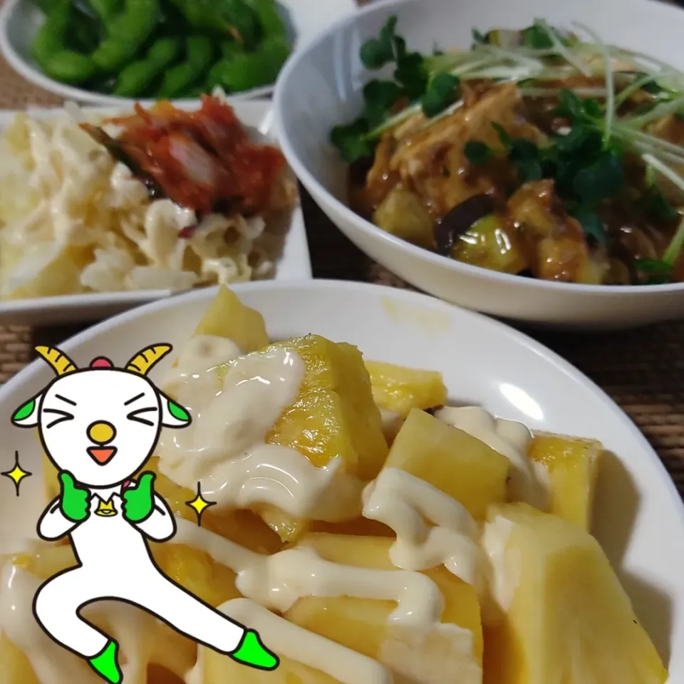 Snapdishの料理写真:パイナップルにマヨネーズをかける|Rピージャーさん