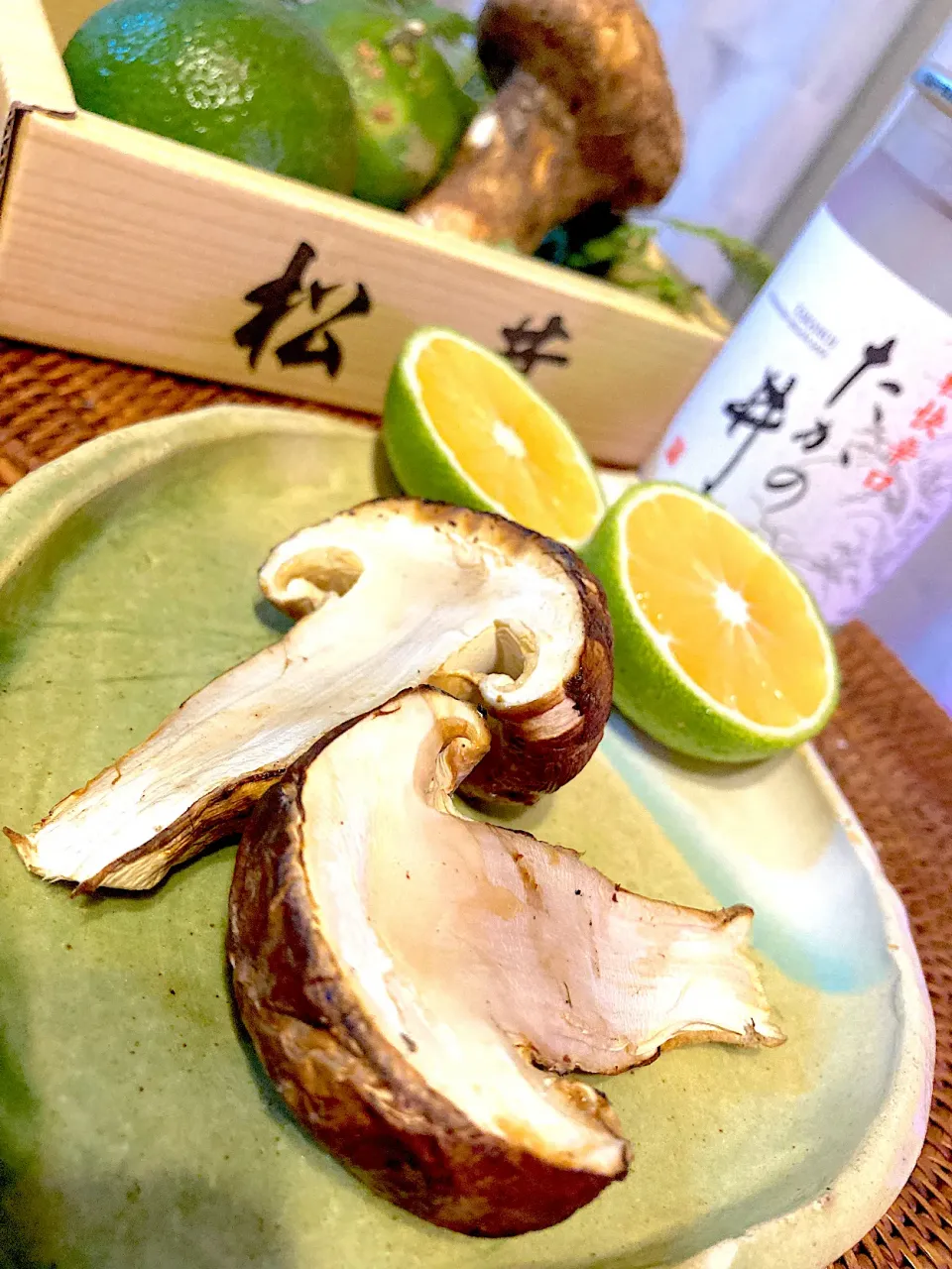 Snapdishの料理写真:焼き松茸😋🍶💕✨|アイさん