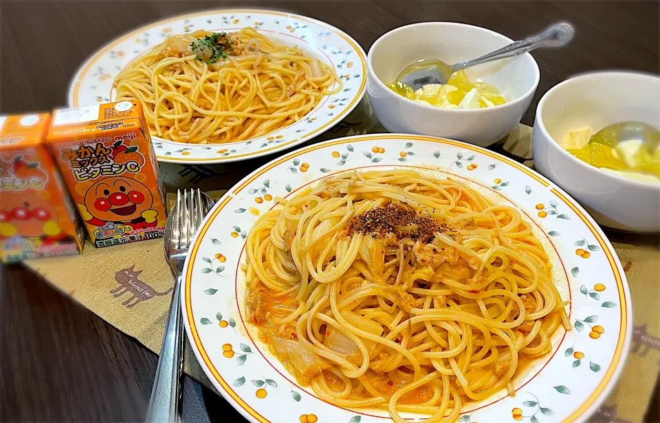 キムチ鍋の残りで…キムチクリームパスタ🍝|うららさん