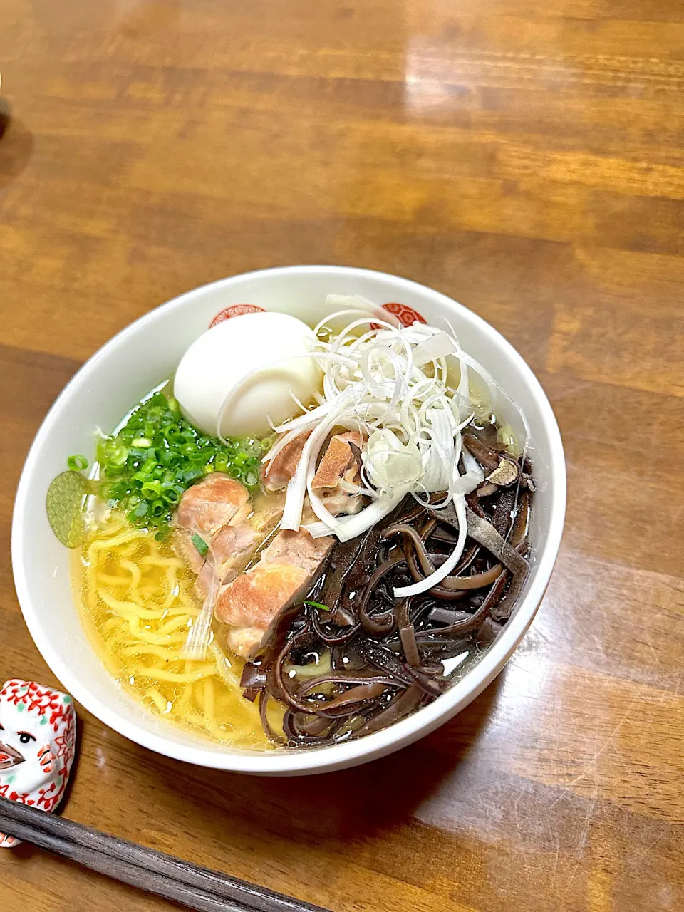 鶏だし塩ラーメンきくらげ多め|こじさん