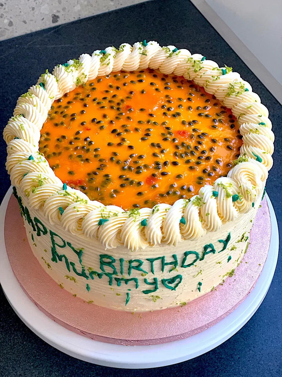 Passion fruit cake|Chidinma Emmanuelさん