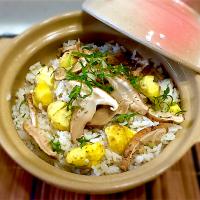 秋の味覚🍂土鍋で炊き込みご飯