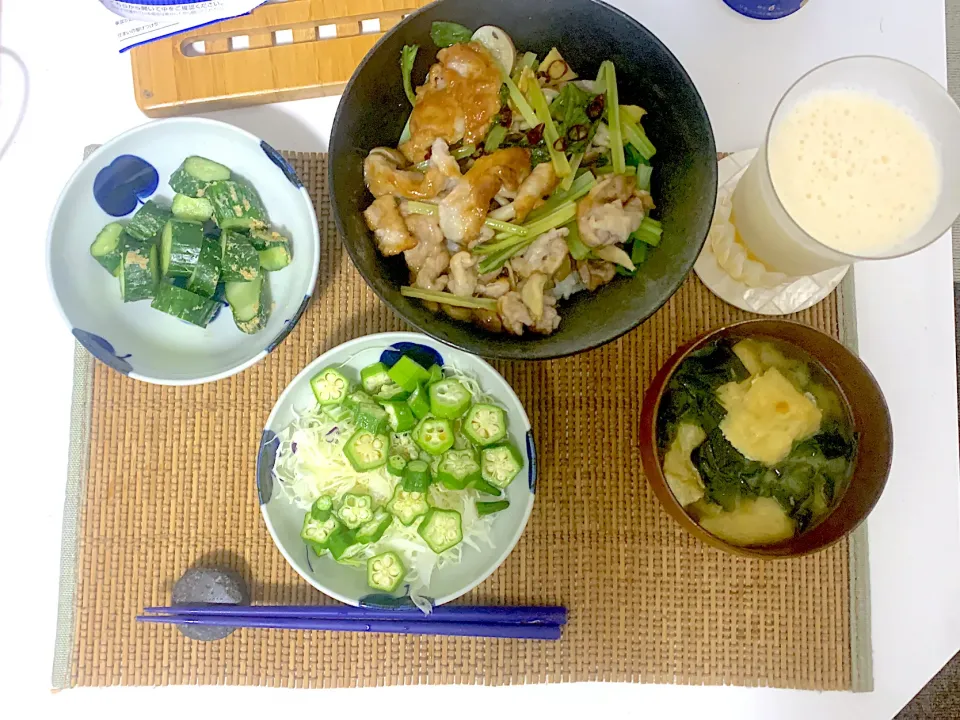 黒酢こま肉ドン|料理人さん