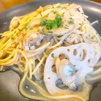 アサリとレンコン3兄弟のペペロンチーノ！