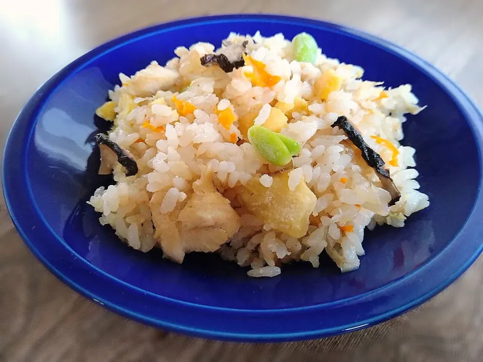 栗入り炊き込みご飯|古尾谷りかこさん