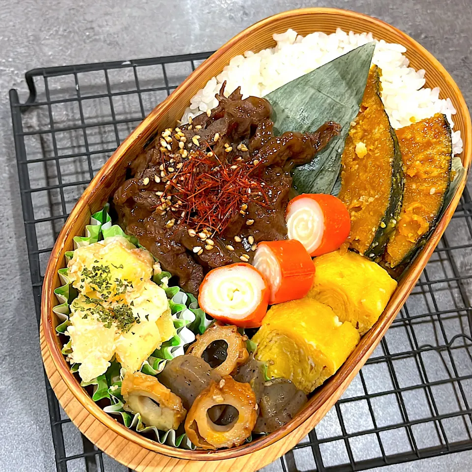 Snapdishの料理写真:牛しぐれ煮弁当|のんさん