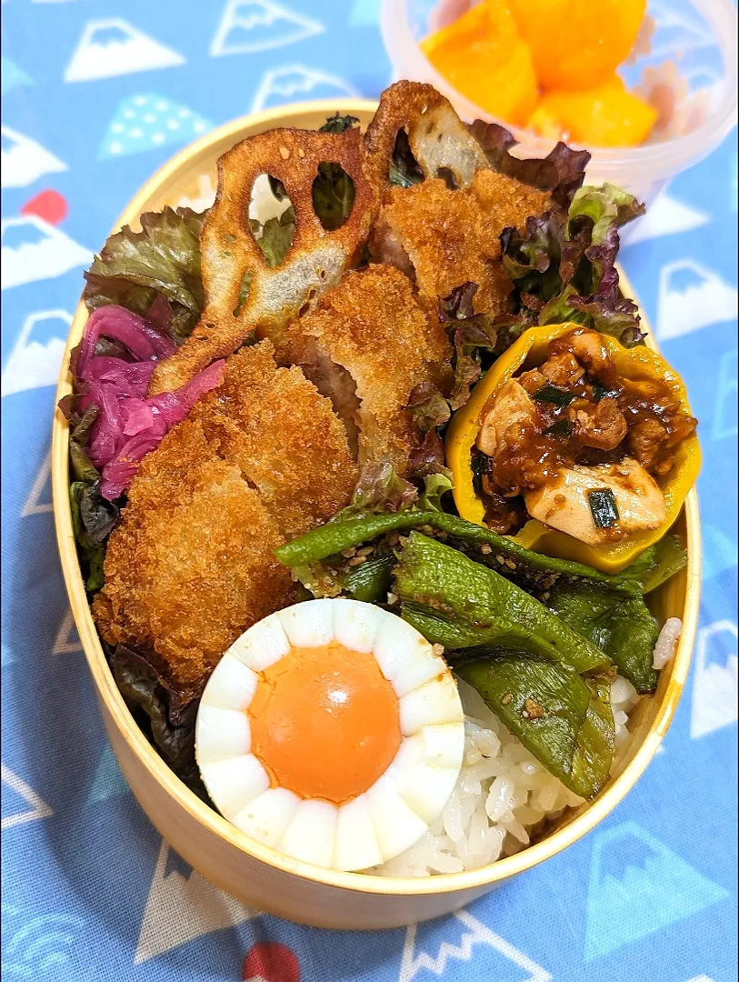 Snapdishの料理写真:本日のお弁当〜とんかつ弁当〜|f.1125beさん