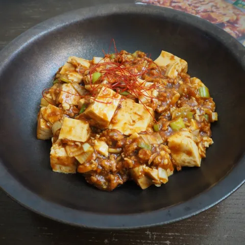 「菰田欣也監修 四川式麻婆豆腐の素 辛口」を使ってみたSnapdishの料理・レシピ写真:麻婆豆腐　大豆のお肉