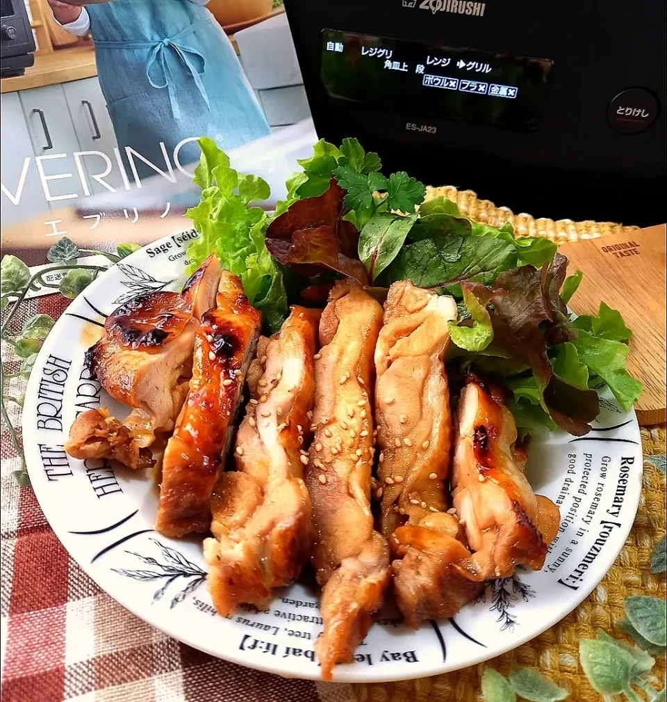 Snapdishの料理写真:象印EVERINO で照り焼きチキン🐔|ナオミさん