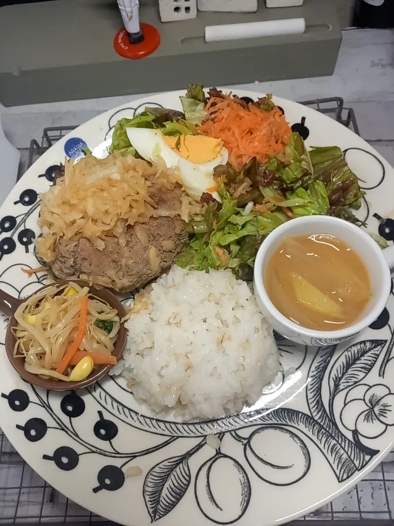 Snapdishの料理写真:#大豆ミート
ハンバーグ|ブランさん