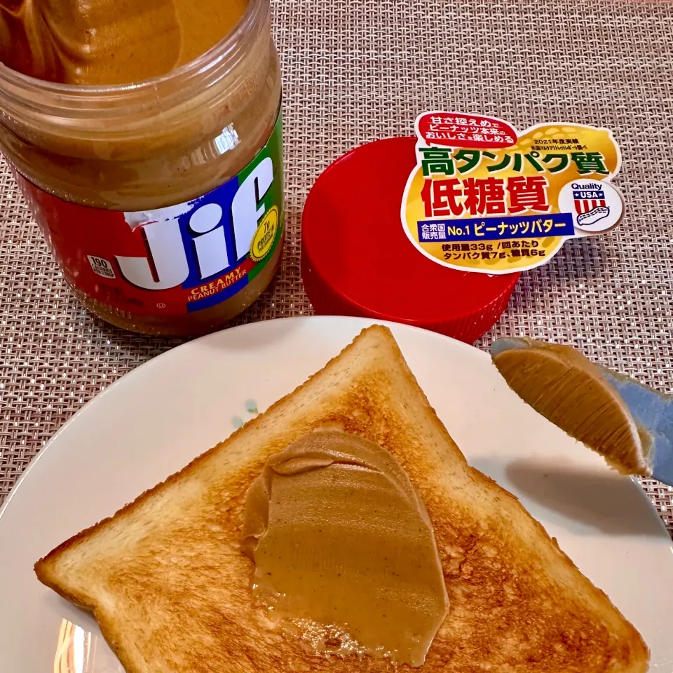 Jifさまクリーミーピーナッツバタートースト🥜🥪|Jean Nobyさん