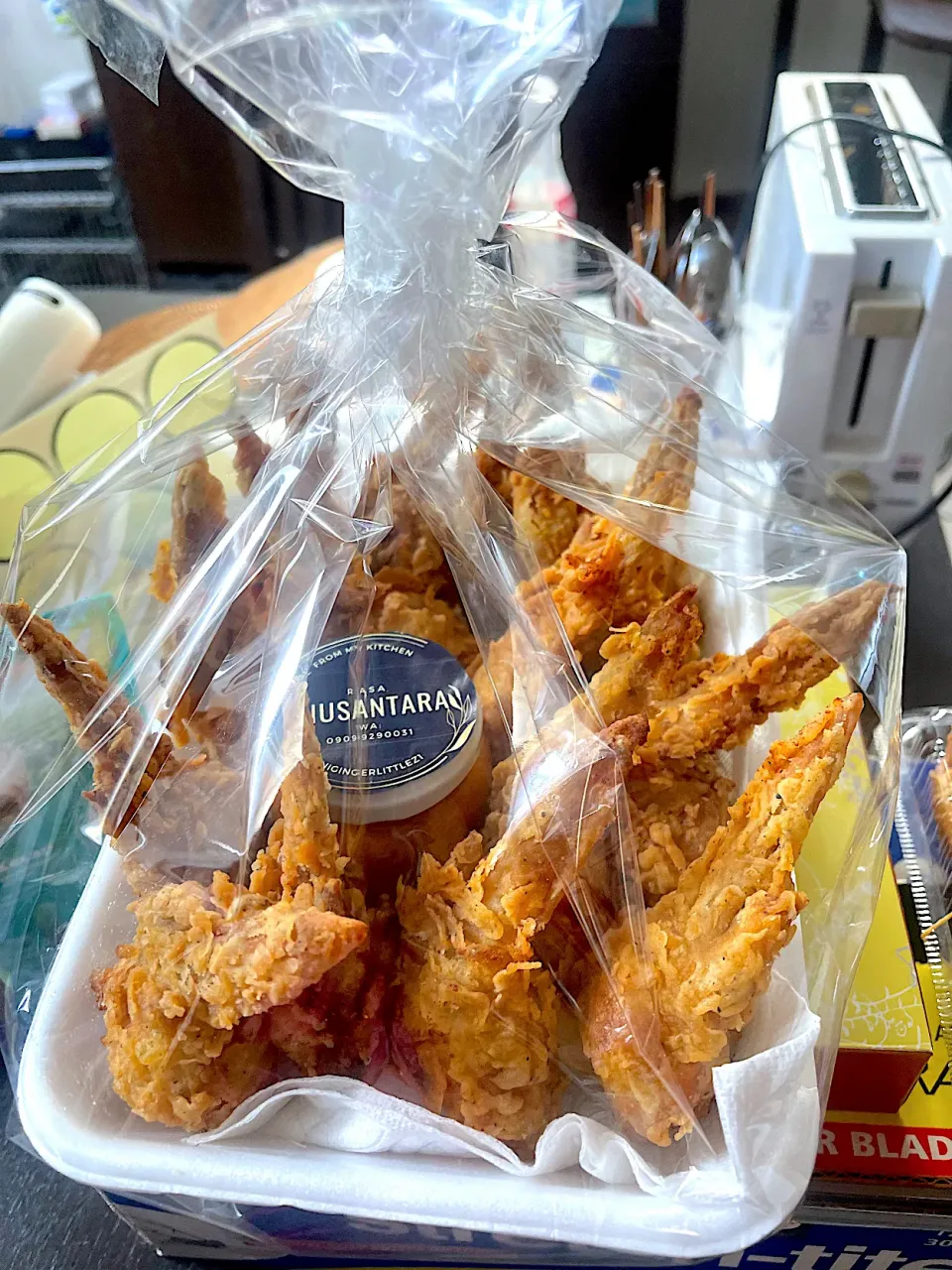 Ayam goreng isi|yeni kartikasariさん