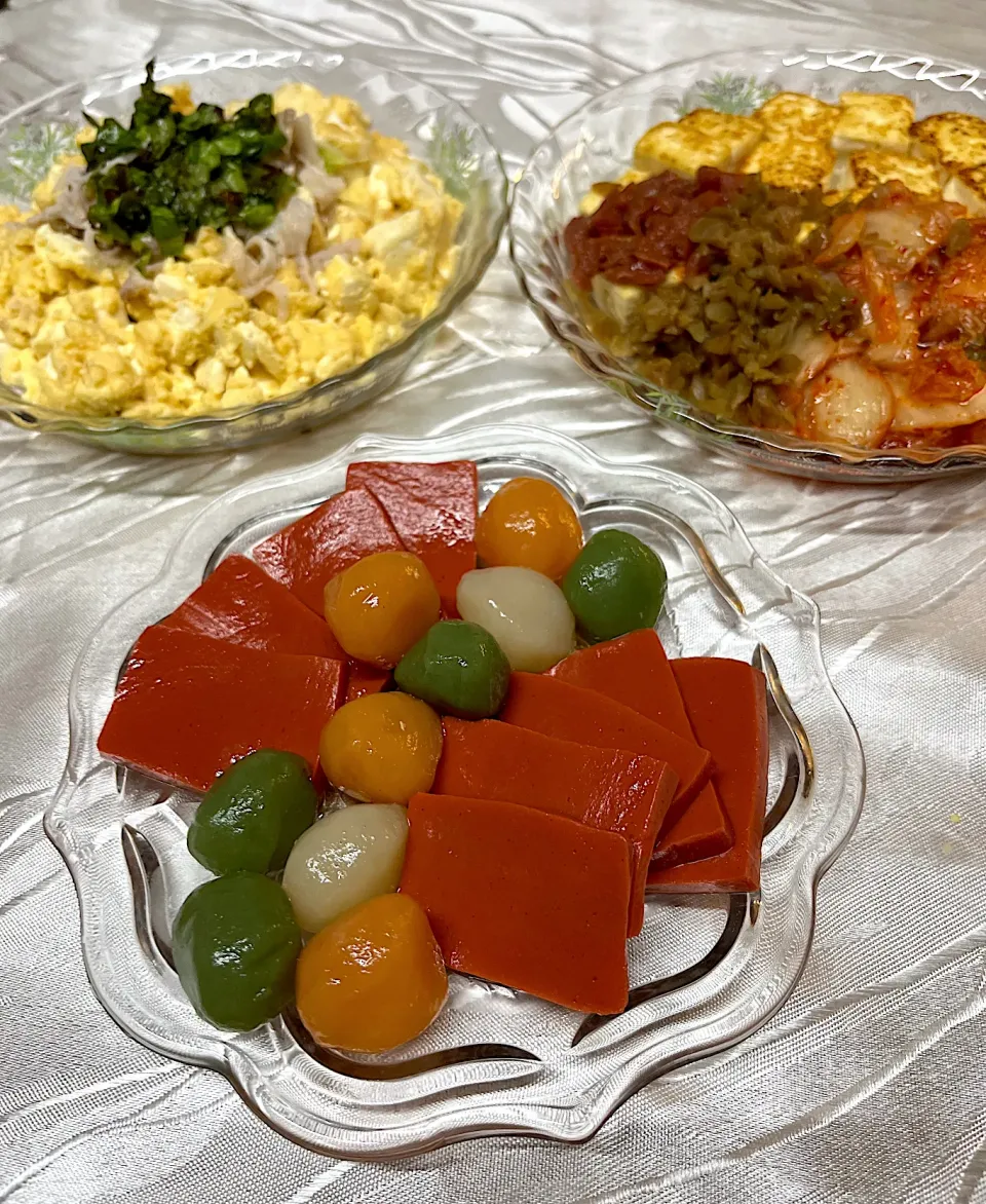 ヘルシー３品＊刺身蒟蒻＊豆腐ステーキ＊豆腐おから卵焼き|henryさん