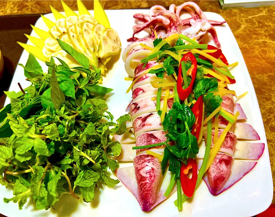 Steamed Calamari with ginger fishsauce|Funky Beer Danang Vietnamさん