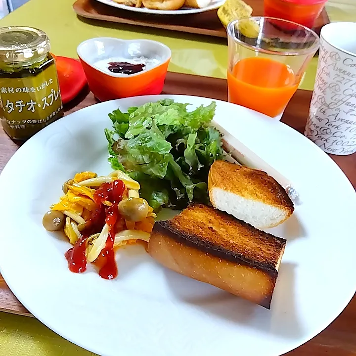 日曜日の朝ごはん🌄|ふふさん