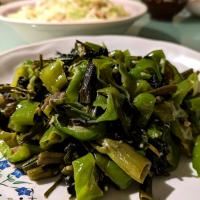 空芯菜と万願寺唐辛子の炒め