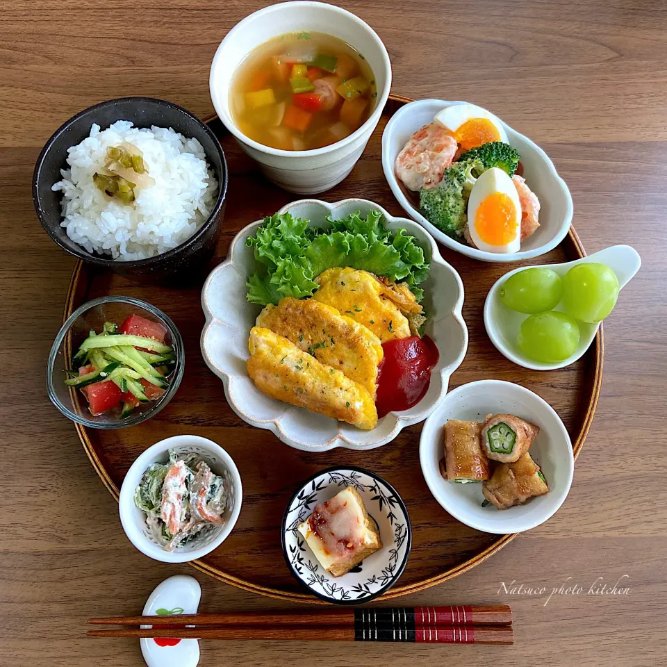 鶏ささみのピカタ💕半熟卵とブロッコリーの海老マヨ定食😋|ナツ1224さん