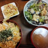 鮭缶の卵とじ丼