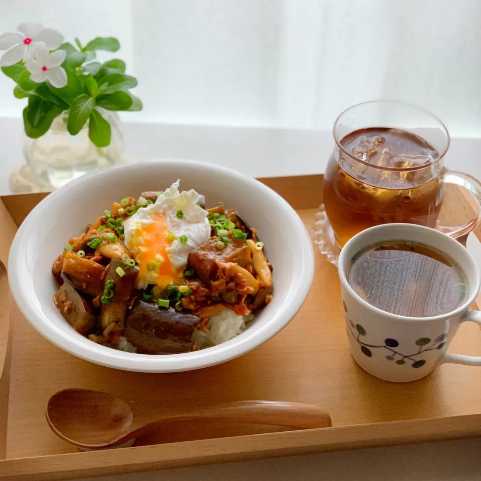 大豆のお肉の麻婆茄子丼♡|わことひろさん