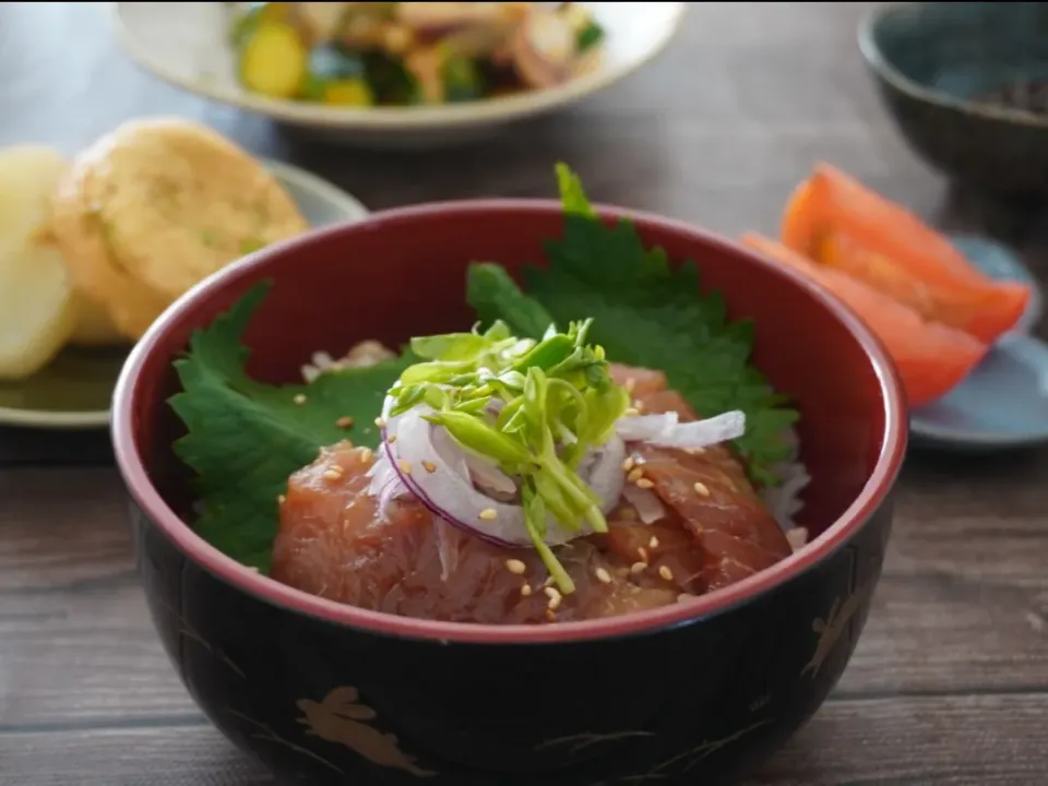 まぐろ漬け丼|ちいさなしあわせキッチンさん