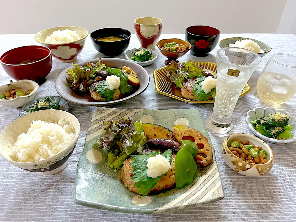 おろしそバーグメインの晩ごはん🍚|ゆかりさん