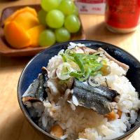 おいしい世界ごはんパートナー🌍
ワールド調味料で秋の味覚大満喫♪
やさしい味わいのガラスープで
サンマのエスニック炊き込みご飯